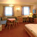 Szálloda Schreiner's - Waldviertel Haus Laimbach am Ostrong